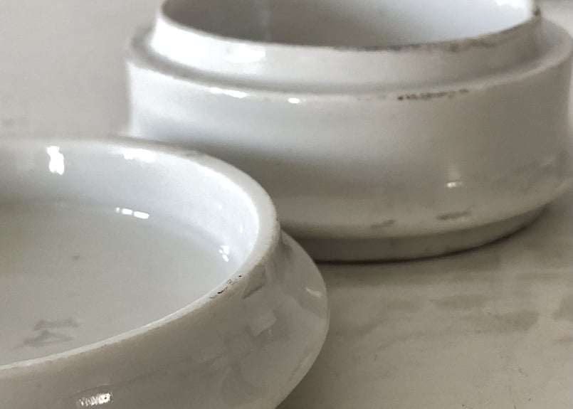 563)陶器の容器 クリーム パウダー 白粉 ビンテージ セット 563)陶器の容器 クリーム パウダー 白粉 ビンテージ セット