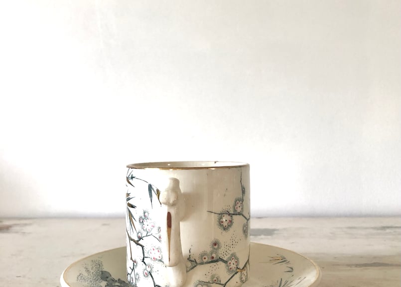 ○アンティーク○クレイユエモントロー◉ カフェカップ＆ソーサ○梅②