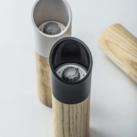 natural Pepper mill