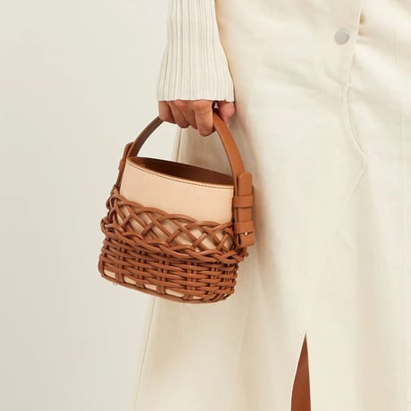 RAE BASKET BAG ♡
