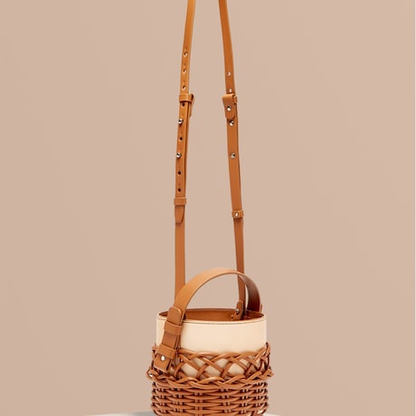 RAE BASKET BAG ♡