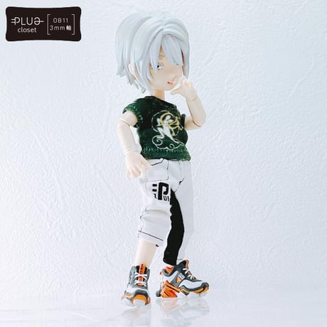スニーカー／完成品
