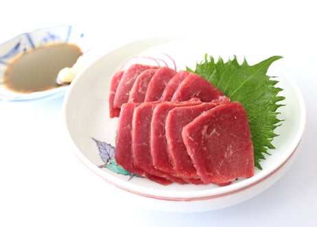 ロータス九州ドットコム//熊本県産　純熊本県産馬刺し 特選馬刺しスライス230g 赤身,霜降り,コーネ