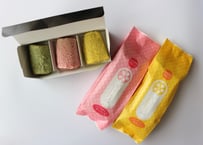 店内で揚げています！ケンミンショーで取り上げられた「三色蓮根」と、れんこんチップの組み合わせ