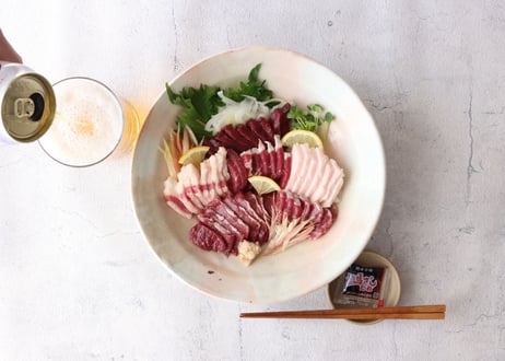 鉄分豊富・熊本名物！直送　馬刺し盛り合わせ300ｇセット
