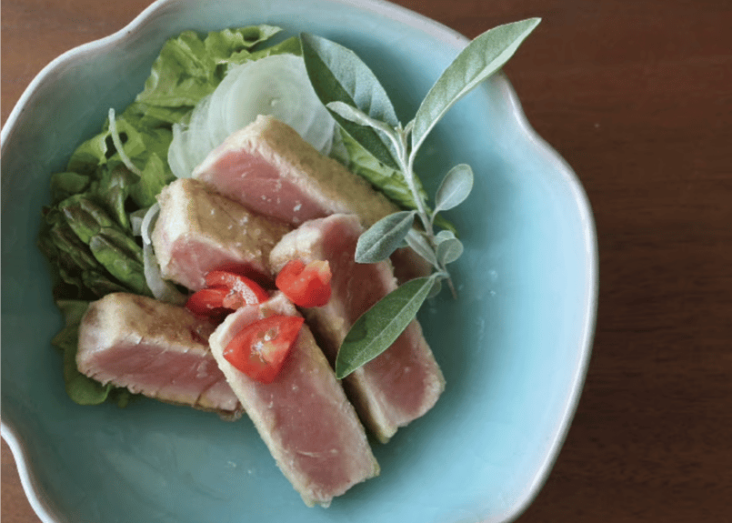 天草産！養殖本まぐろ・中トロ2本 + 赤身1本（900g）たっぷりサイズ