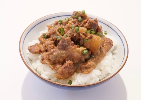 贈り物にも・化学調味料不使用　「肉屋の私」の想いの詰まった　大栄デリカの惣菜セット