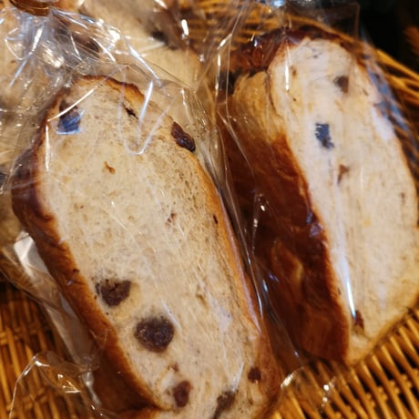 レーズンハーフ食パン