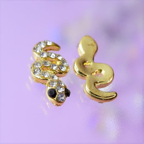 ネイルパーツ 白蛇 蛇 ヘビ へび スネーク gold 金色 2点セット n7
