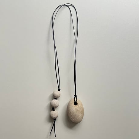 back dango necklace