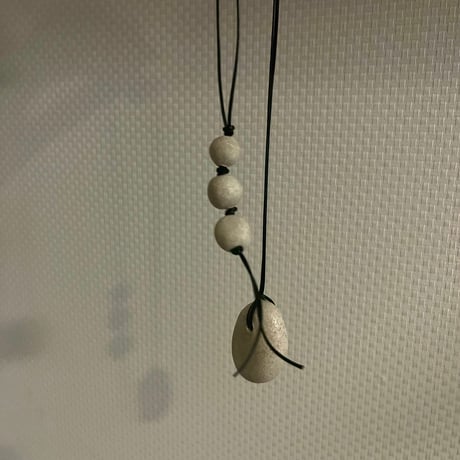 back dango necklace