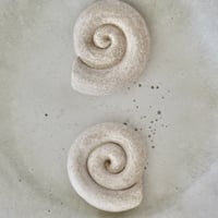 shell motif  broach