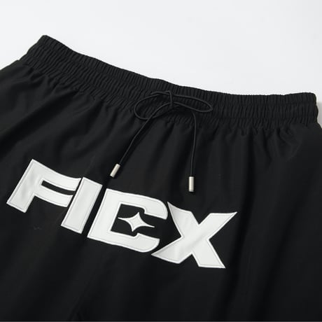Star Logo Print Shorts / Black