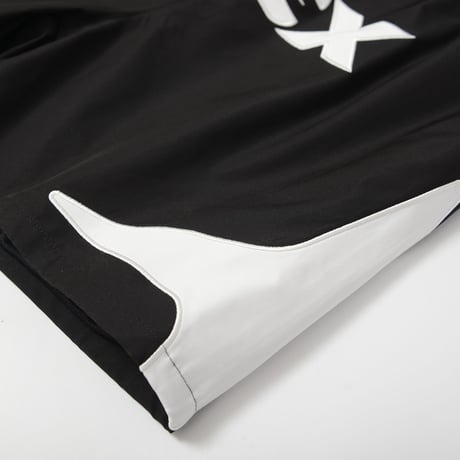 Star Logo Print Shorts / Black