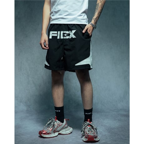 Star Logo Print Shorts / Black