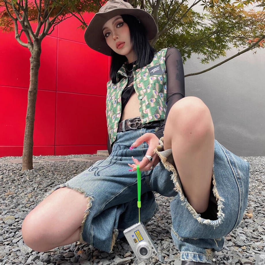 6518560ae533d00801f912fd