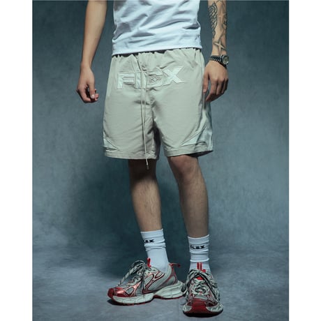Star Logo Print Shorts / Beige