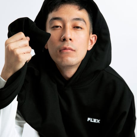 Flexhood Badge Hoodie / Black