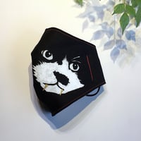 ウコン染め抗菌マスク　保護猫・カンカン／糸赤
