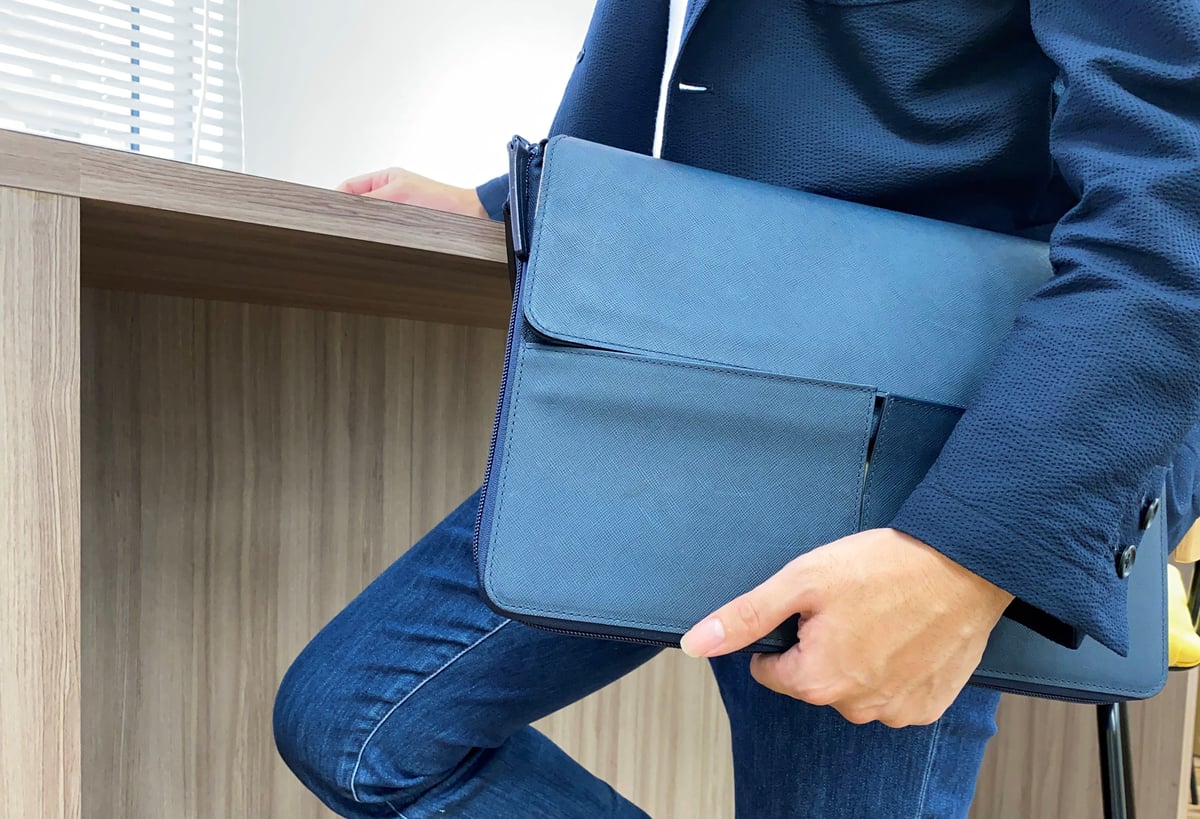 藍染レザー]2wayPCレザーケース | Porta Lab.official store