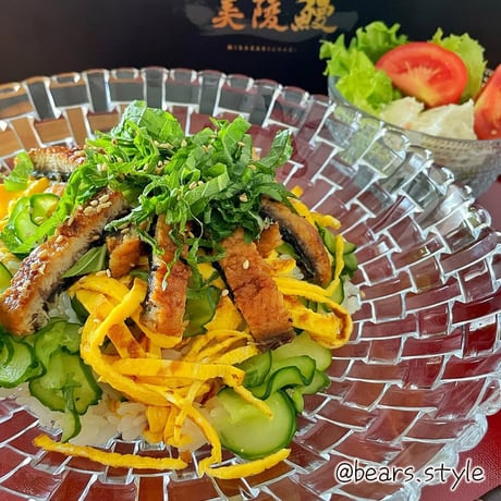[送料込] <大阪産>美陵鰻紅白セット 腹開き (蒲焼き1尾・白焼き1尾　計2尾)【れいわ水産】