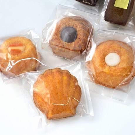 [送料込] 手作り焼き菓子セット(19点)【パティスリー ル・プルニエ】