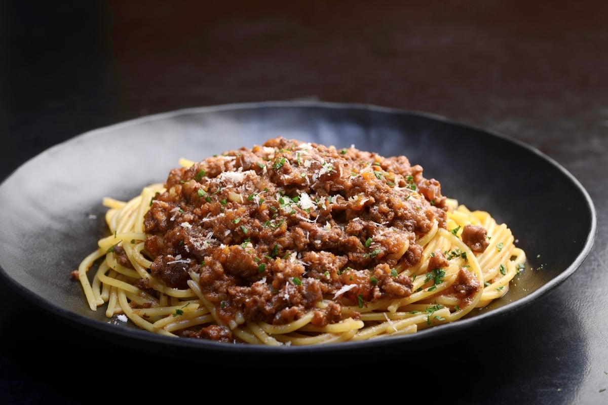 送料込] ごろごろお肉のボロネーゼ＆渡り蟹のトマトクリーム（2種 計4