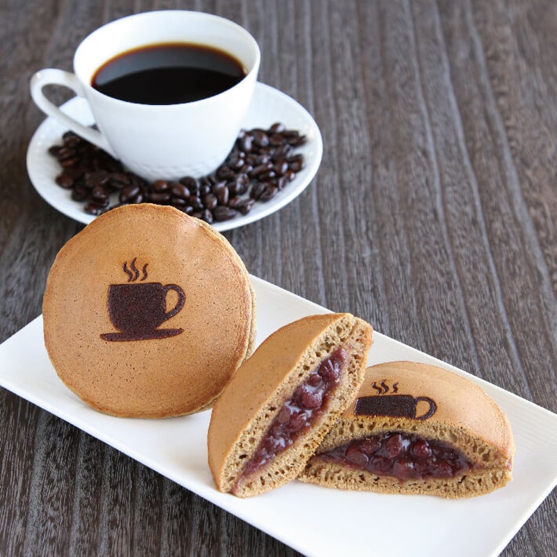 コーヒー生地のどら焼き『コーヒーあかつき』３０個入り 老舗 お菓子 和菓子 ギフト お中元 お歳暮 御歳暮 お年賀 御年賀 おみやげ 手土産 お祝い 御祝 バレンタイン ホワイトデー 父の日 母の日 誕生日 敬老の日 珈琲 どらやき 大阪 呼人堂 送料込]コーヒー生地のどら焼き『コーヒーあかつき』(8個)(C08)【呼人