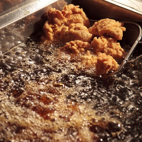 [送料込]  鶏もも肉の唐揚げ「空とぶからあげ」(3袋)【空とぶからあげ】