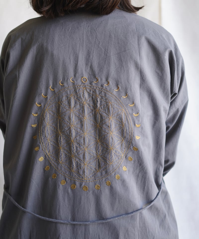 【極美品】ロージーモンスター　maru scallop spring coat moon circle flower of life robe coat SUMIKURO