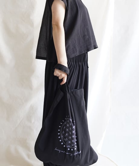 moon circle flower of life Big tote  BLACK