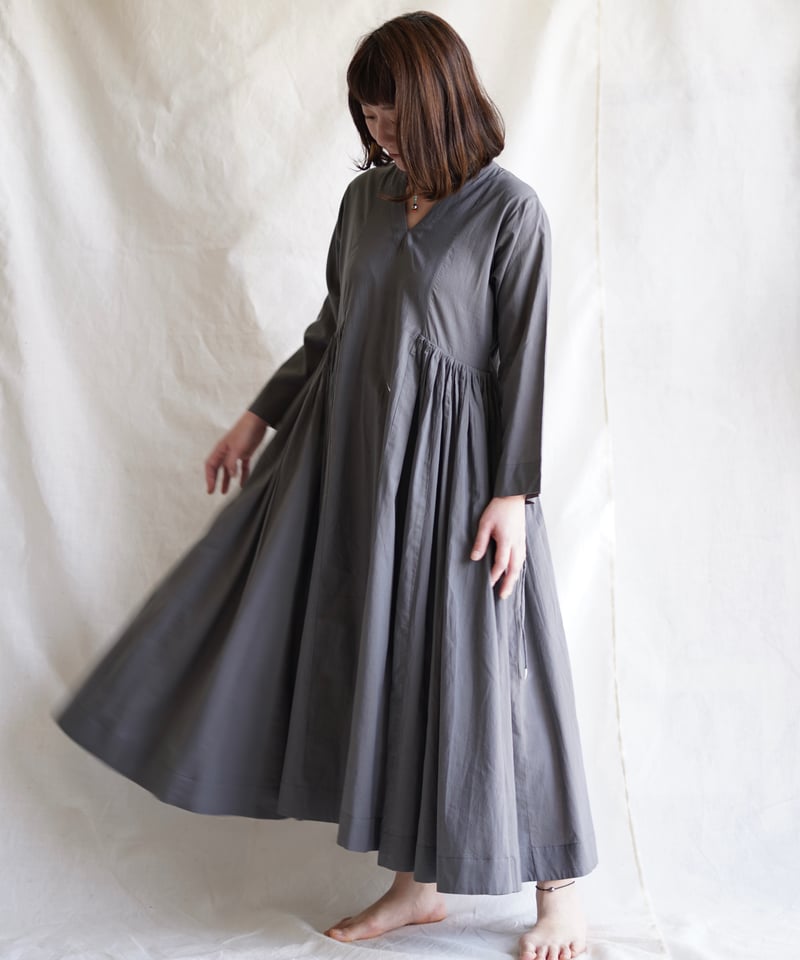 Piece_kページ cotton gather L/S OP SUMIKURO | Little Eagle