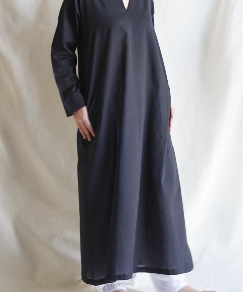 little eagle月ネイビー ロングワンピース little eagle月ネイビー ロングワンピース Little Eagle リトル