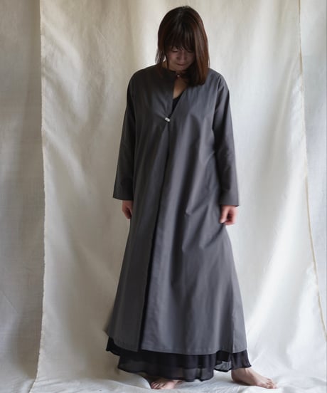 wing neck coat  SUMIKURO