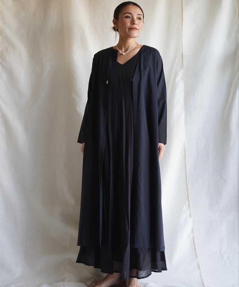 wing neck coat SHIKKOKU | Little Eagle