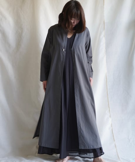 wing neck coat  SUMIKURO