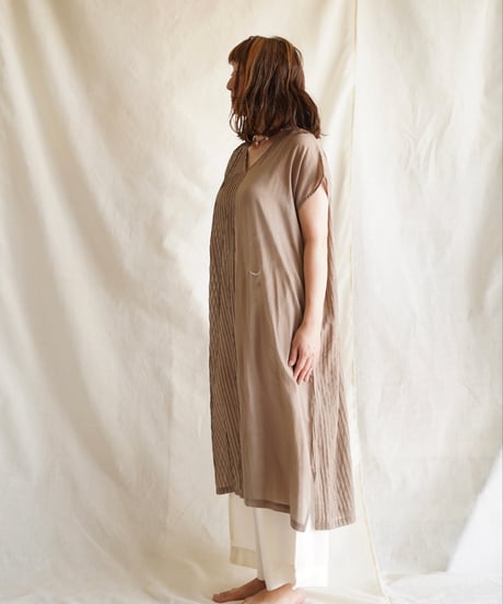 cotton pintuck OP MOCHA