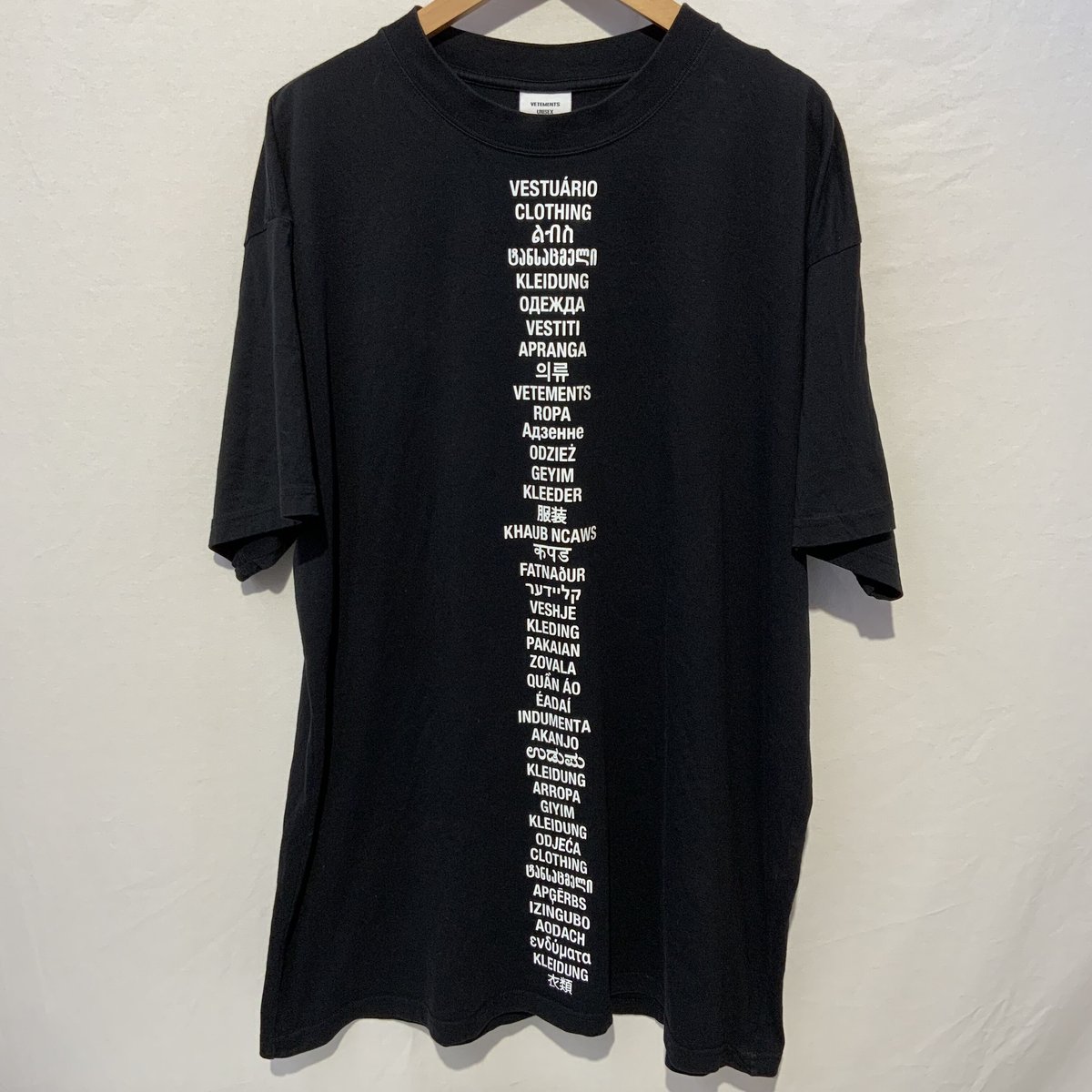 VETEMENTS トランスレート Tシャツ