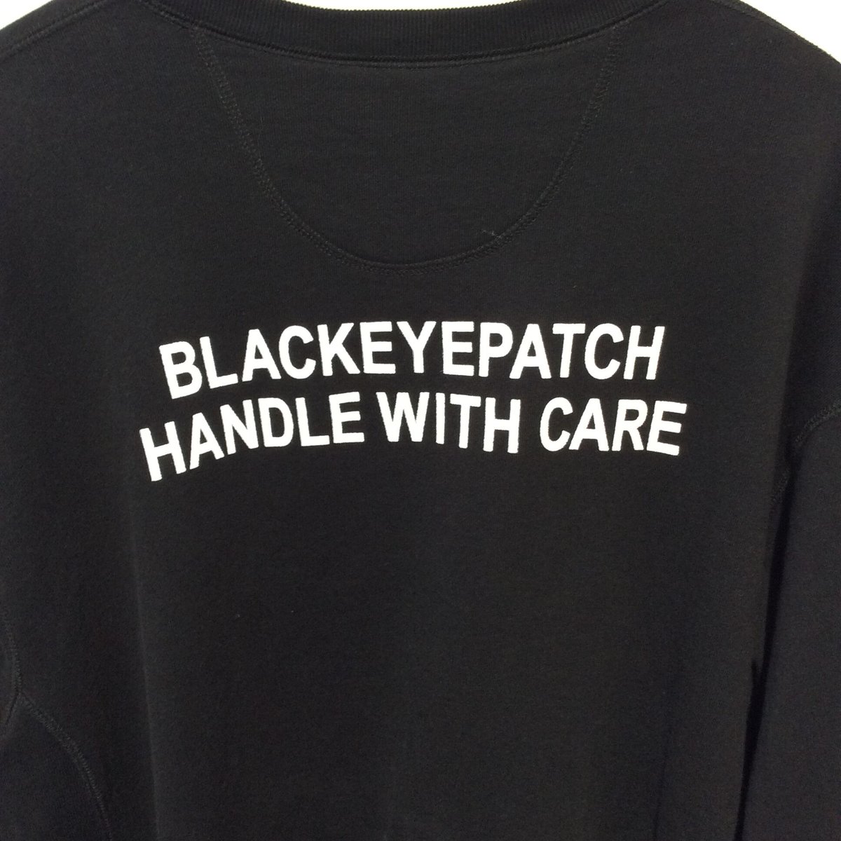 BLACK EYE PATCH ブラックアイパッチ 取扱注意 トレーナー ロゴ ...