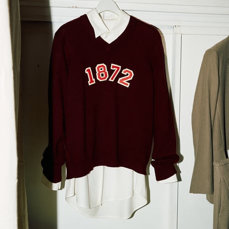 【Dechamps】Signature Cashmere v-neck with patch