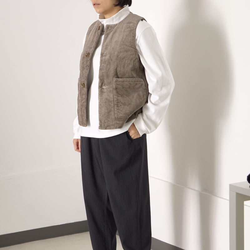 Dhal】Over Dyed Corduroy Thinsulate Vest | syou...