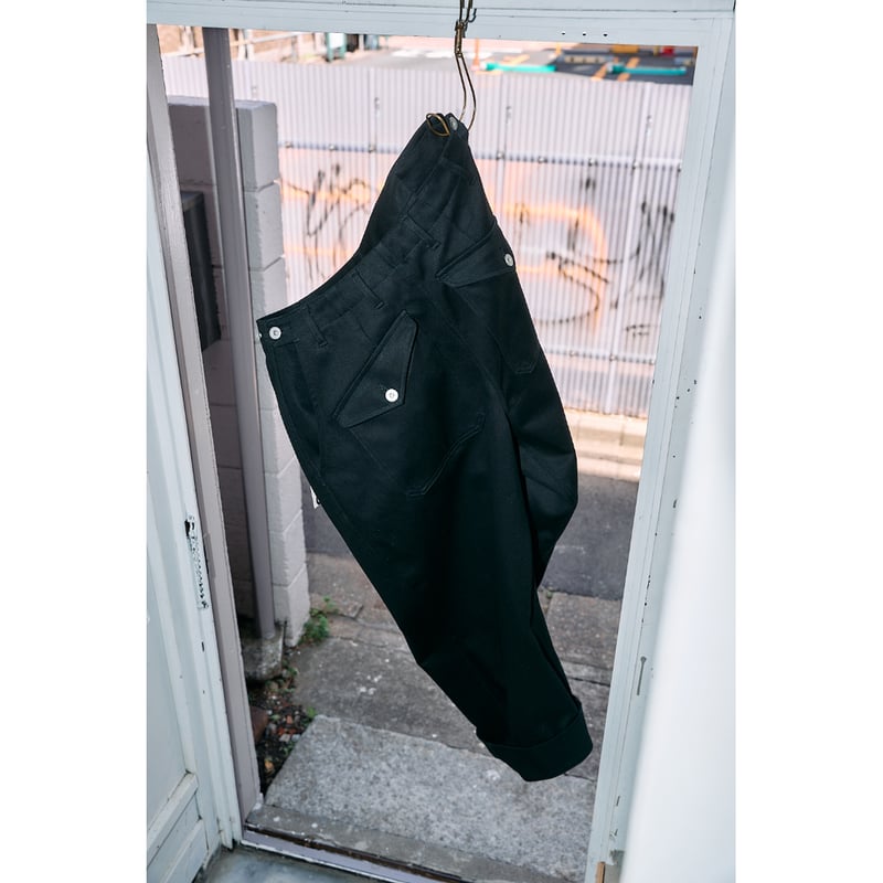 SOUMO ソウモ ウールツイルドローコードパンツ ブラック SOUMO ソウモ ウールツイルドローコードパンツ ブラック SOUMO