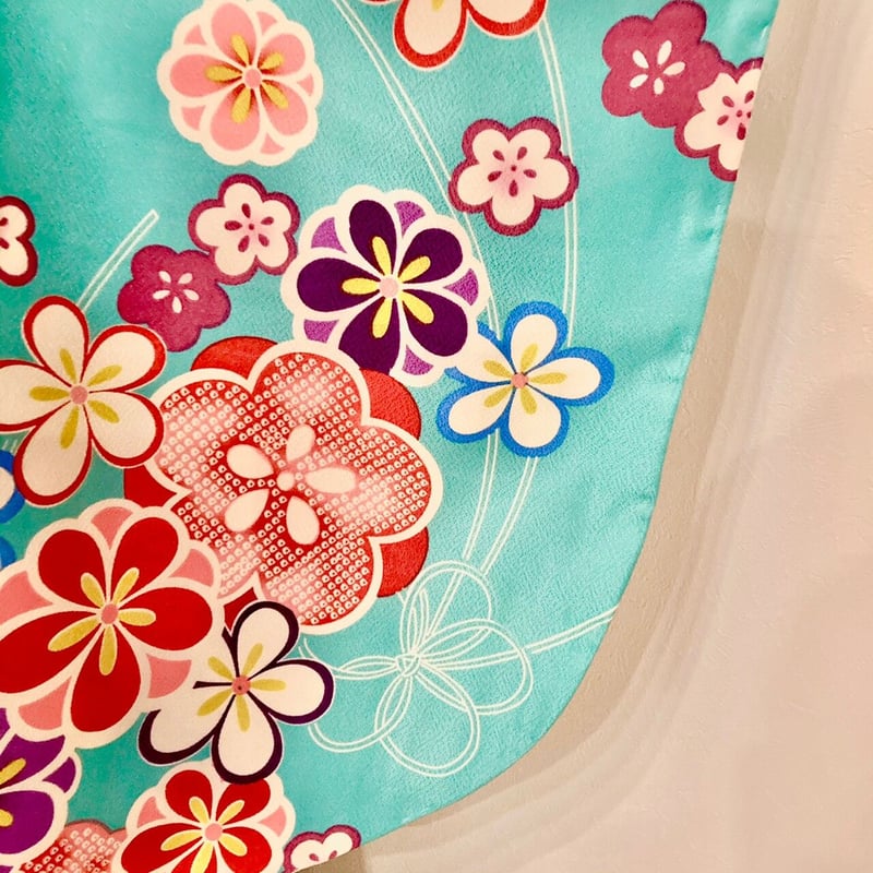 袴　グラデーションデザイン 花柄装飾 袴Style 14 グラデーション | 振袖・袴のレンタルや成人式前撮り