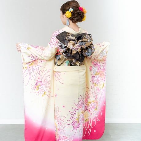 【振袖】F-20　クリームイエロー(花束に糸菊)