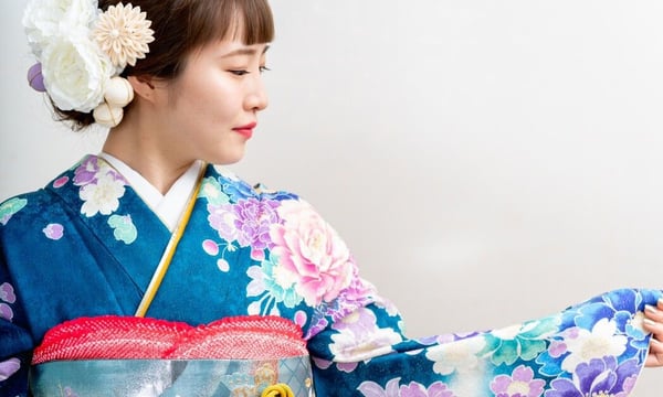 cocco☆プロフ必読　お振袖フルセット　7点セット　正絹　美品 成人式当日振袖レンタル | 七五三や振袖写真・レンタルは広島の写真館