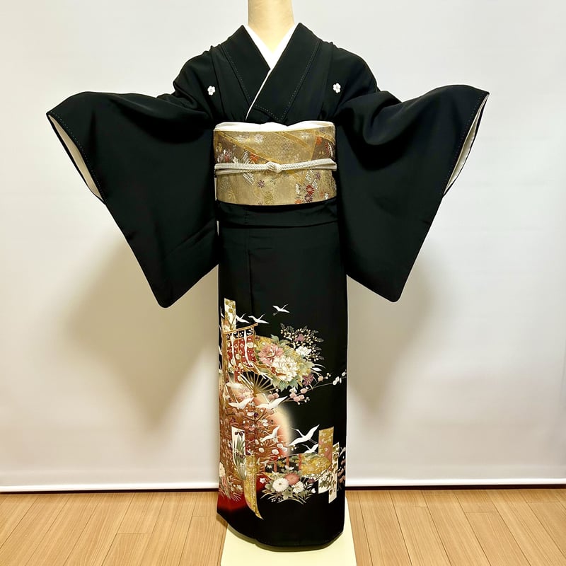 黒留袖】ふっくらタイプ TB-14 花扇に几帳 | 髪結・レンタル着物 黒留袖】ふっくらタイプ TB-14 花扇に几帳 | 髪結・レンタル着物