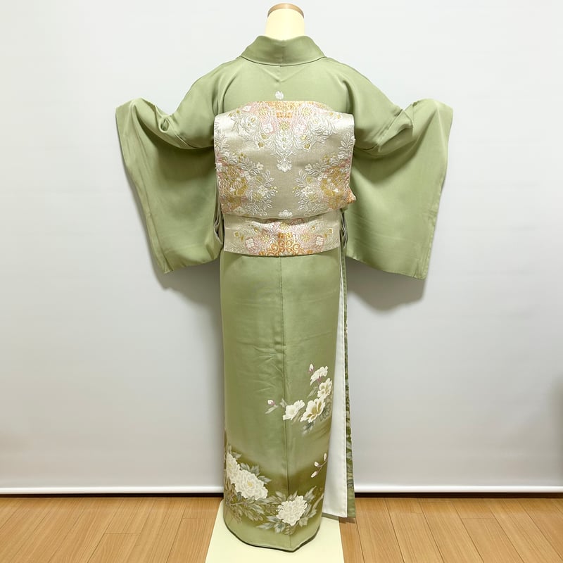 着用可能！美品４点まとめ売り 裄66㌢位 作家物2点 色留袖1点 1560475.jpg