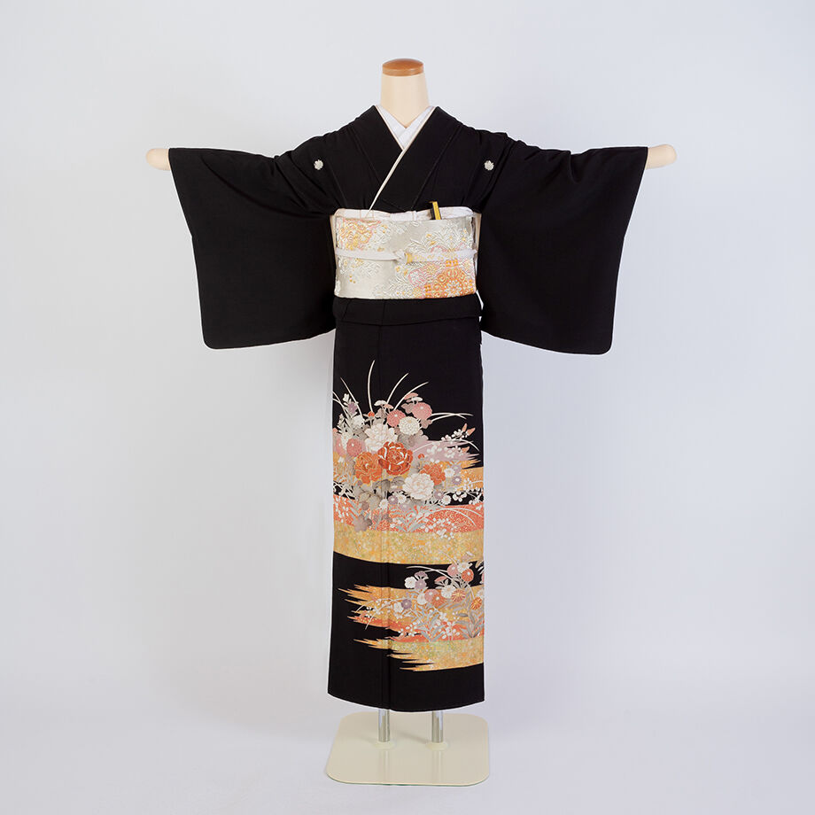 黒留袖】TB-6 変わり霞に花尽くし | 髪結・レンタル着物 ヘアセットCOCO