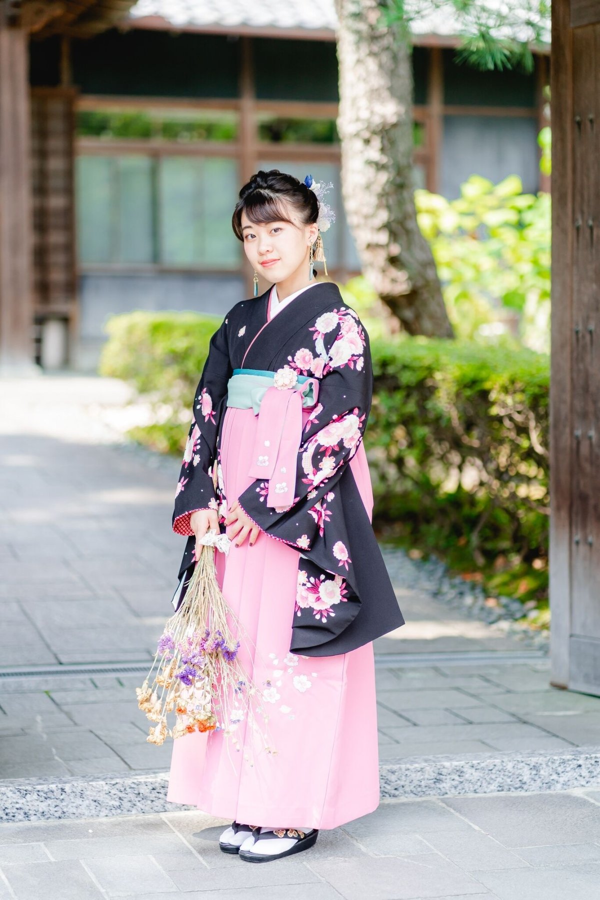 【二尺袖＋袴】 S-18 黒 牡丹と桜に雪輪／くすみピンク 桜刺繍¥24,200