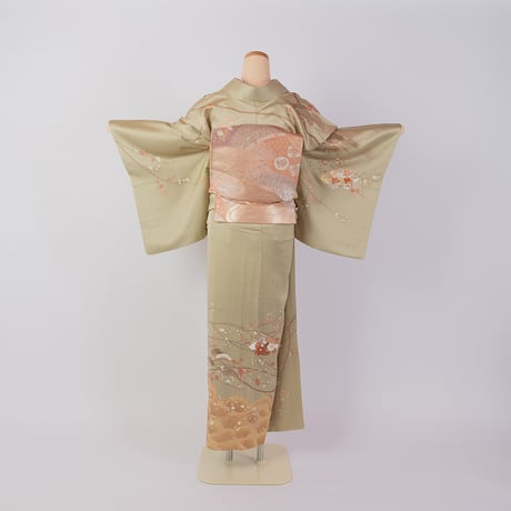 【訪問着】H-7　淡抹茶　(枝梅に扇面)